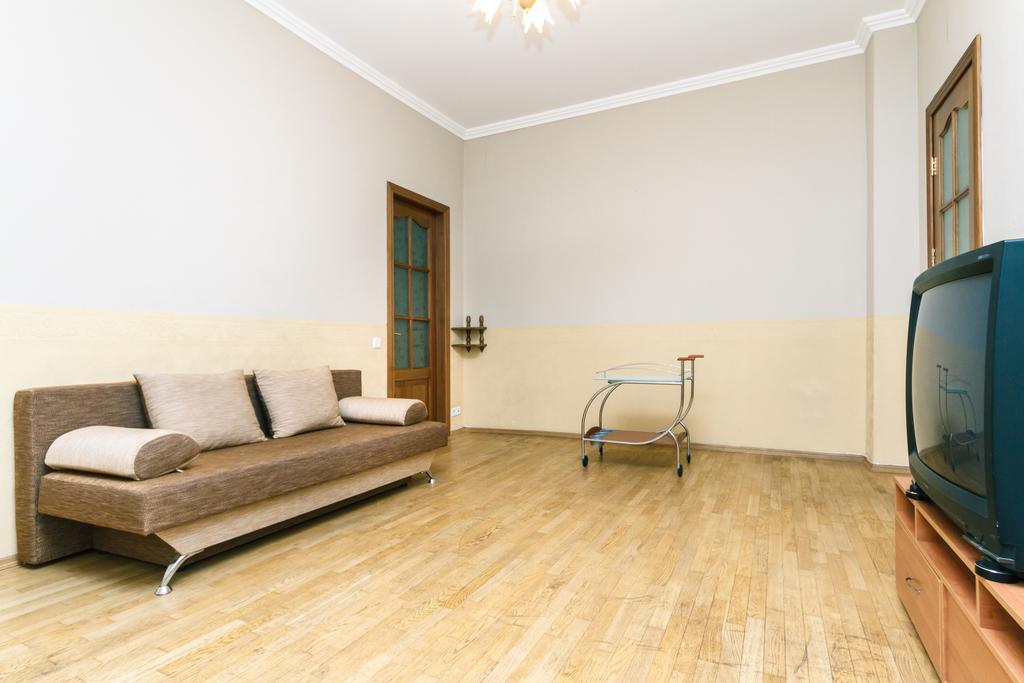 Apartment On Khreshchatyk Киев Экстерьер фото